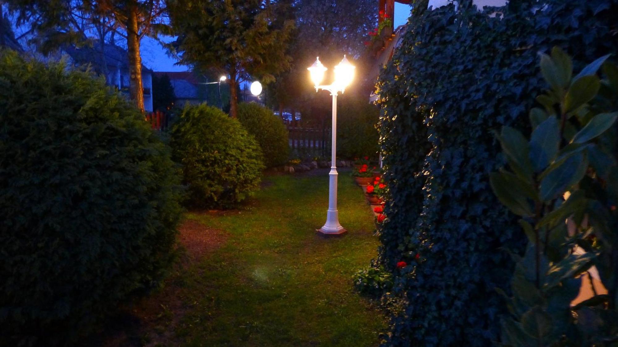 Ilona Kis Kastely Panzio Otel Kestel Dış mekan fotoğraf